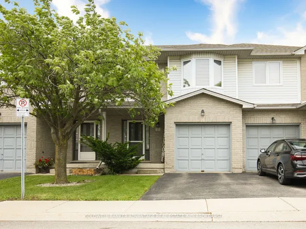 800 Paramount Dr #2, Hamilton, ON L8J 3V8