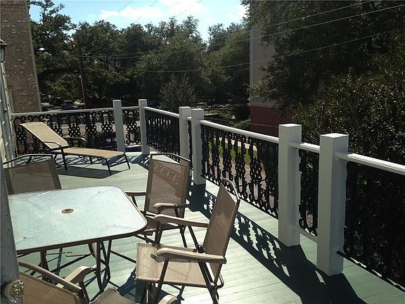 2nd image of 1615 Peniston St