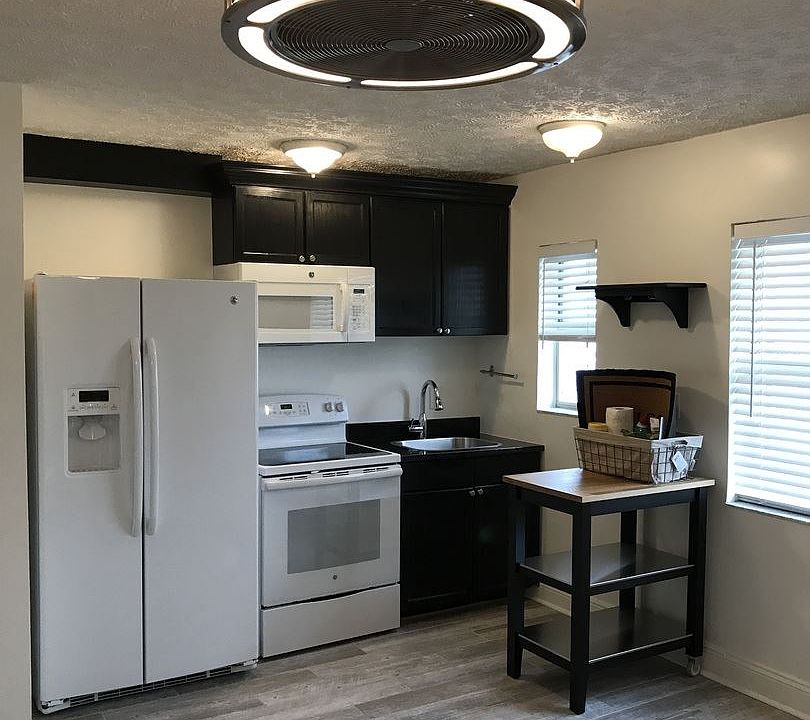 1st image of 928 2nd St N #7242138