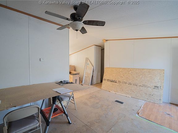 5th image of 2221 Chestnut St