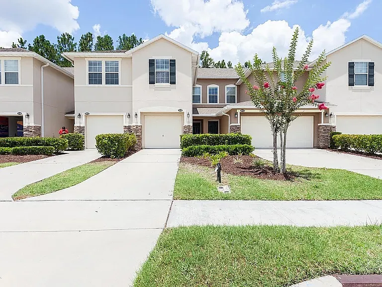 5924 Bartram Village Dr — Photo 1