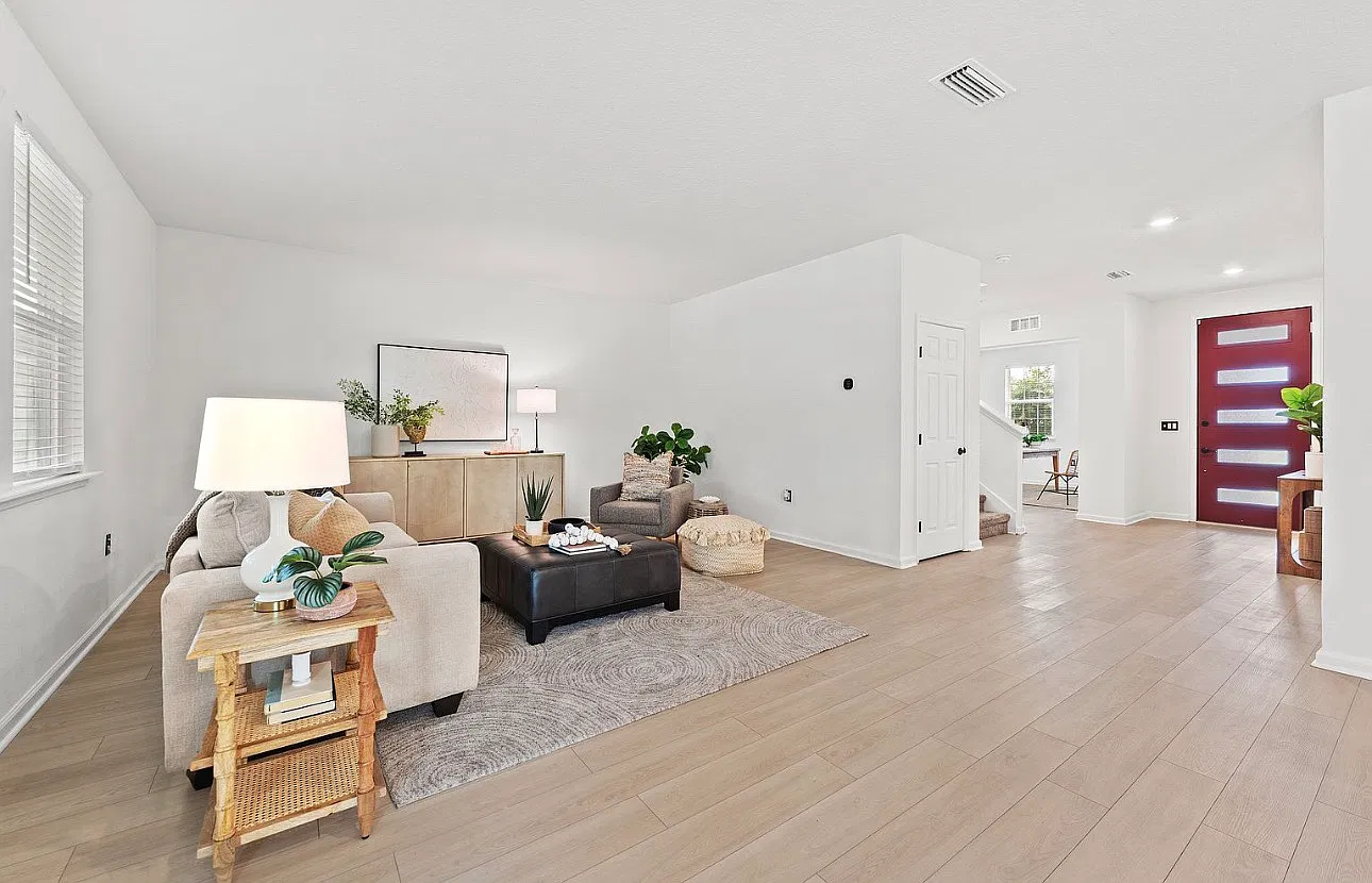 1319 Panther Lake Pkwy — Photo 2