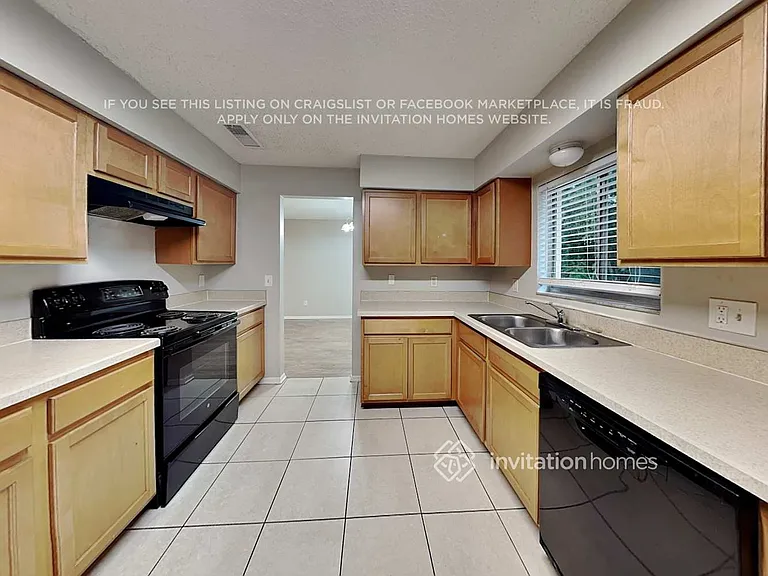 4411 Orangebrook Dr — Photo 7