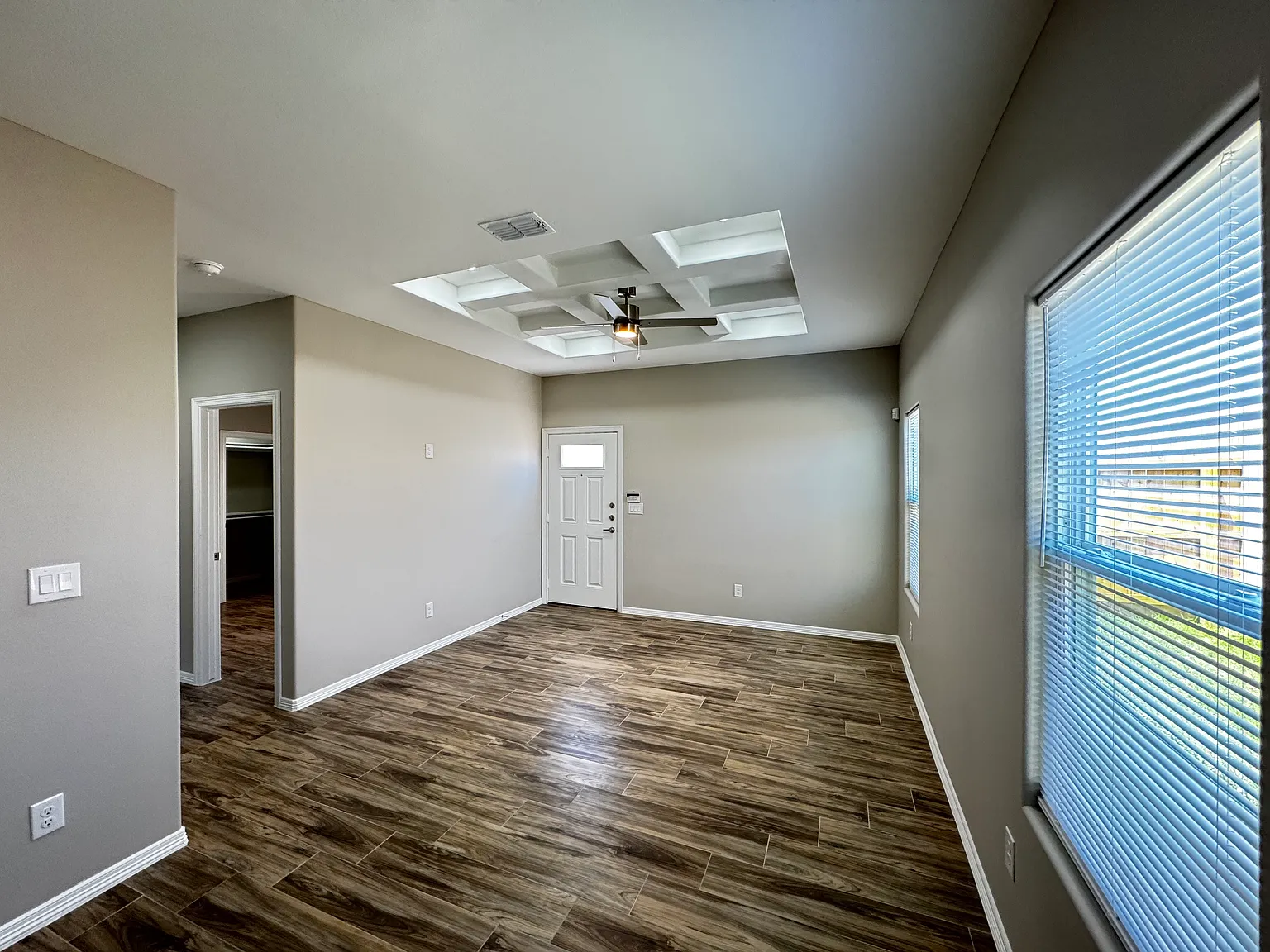 2 bed, 850 sqft, $1,250 — Photo 4