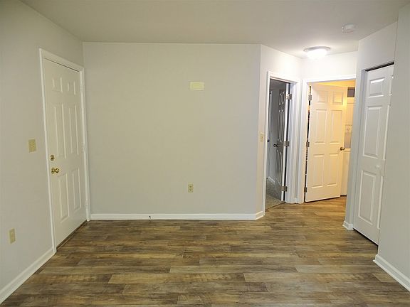 2nd image of 26 Hilldale Dr