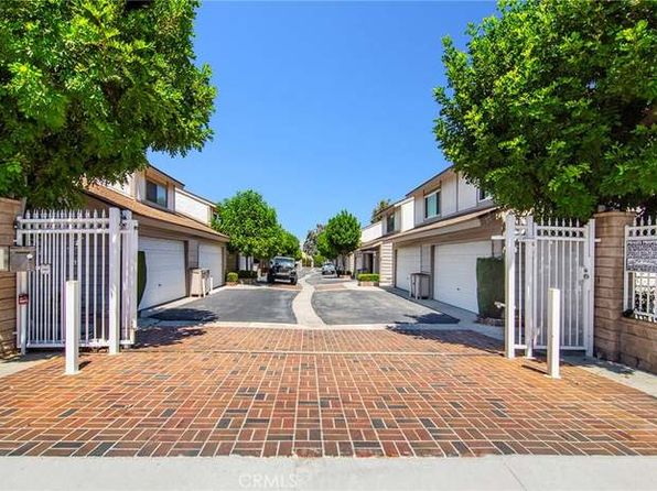 18319 Collins St APT 2