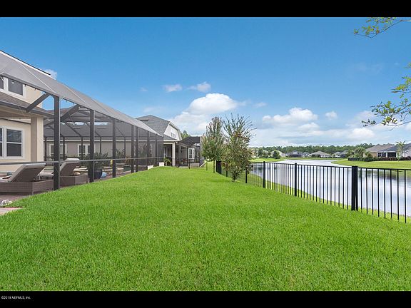 3rd image of 189 Willow Bay Dr