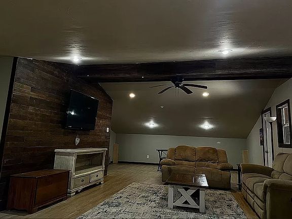 3rd image of 1137 Old Gunter Hwy