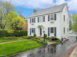 770 Vernon Ave, Glencoe, IL