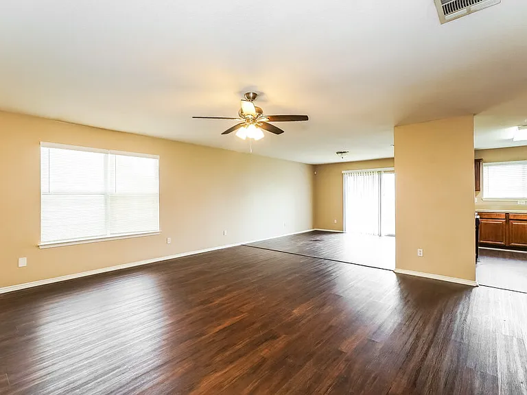 348 Dakota Ridge Dr — Photo 4