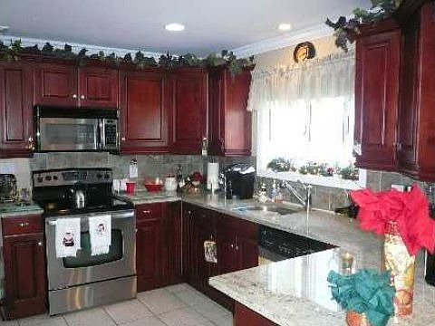 3rd image of 25 Emery Ln