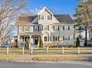 38 Churchill St #38, Newtonville, MA 02460
