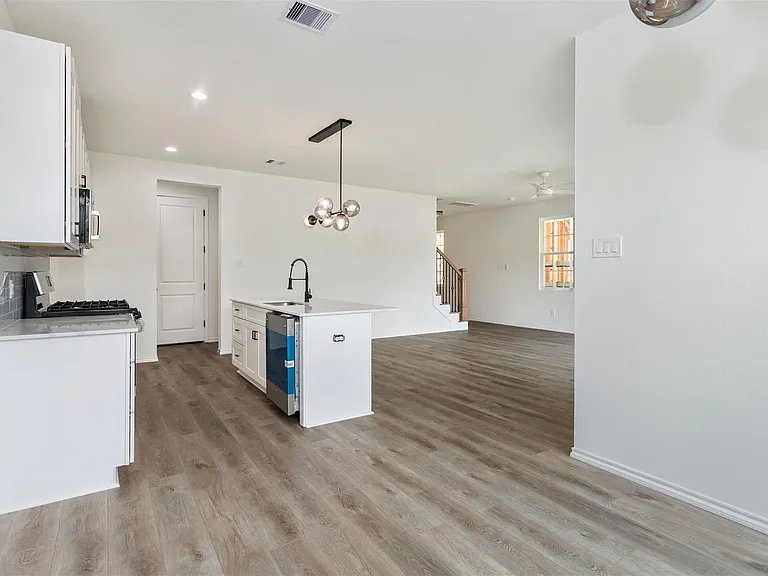 1266 Oakmont Bend Dr — Photo 29