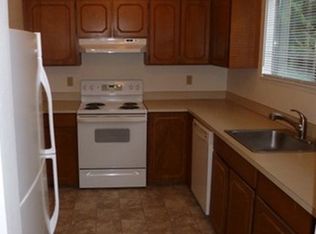 8721 175th Ave NE APT 2, Redmond, WA 98052