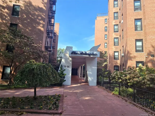 139-15 83 Avenue #629, Briarwood, NY 11435