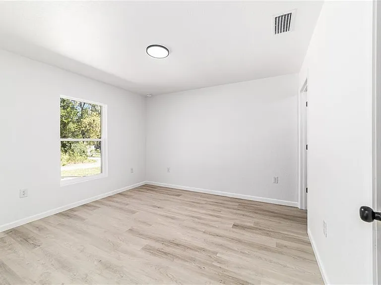 15388 SW 26th Pl — Photo 19