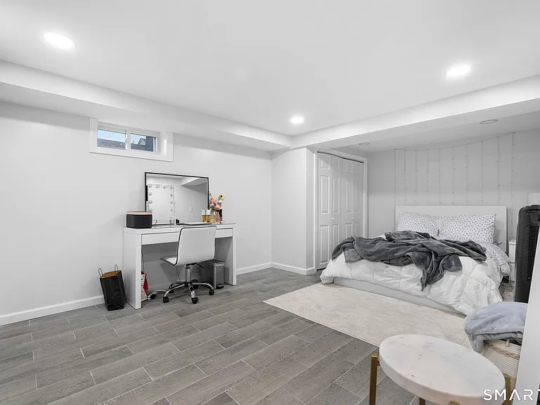 5 Cloverhill Ave — Photo 12