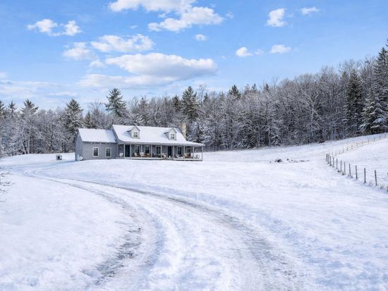 292 Brook Road, Chelsea, VT 05038