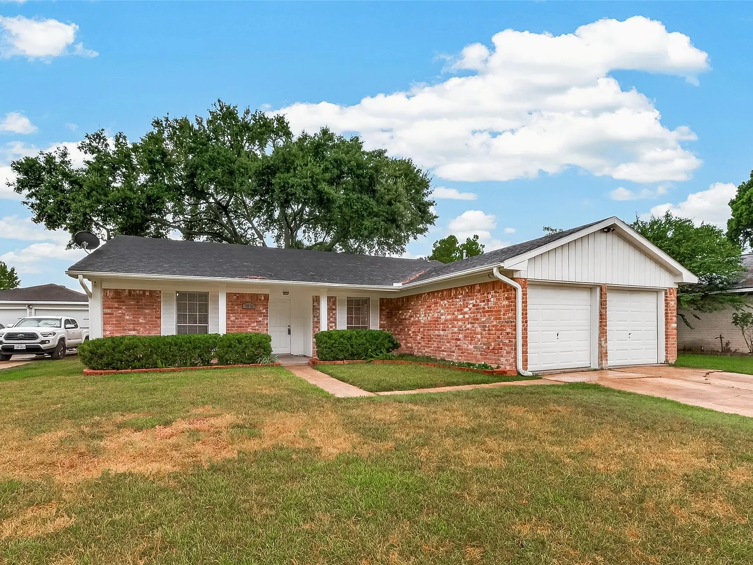 3 bed, 2.0 bath, 1563 sqft, $1,850 — Photo 2