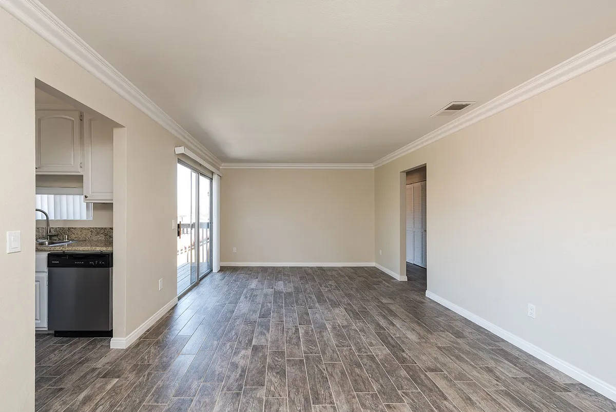 Building Photo - Viewpoint Luxury Apartments