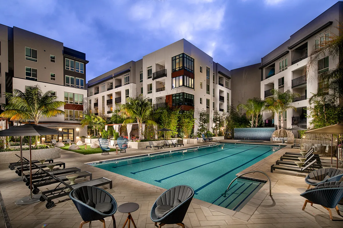 One Paseo Living — Photo 2