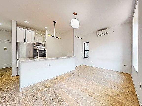 4th image of 475 Central Park W APT 2D
