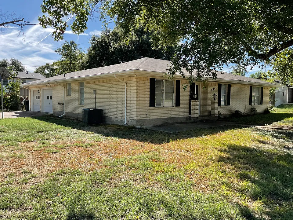 234 Taylors Dr
