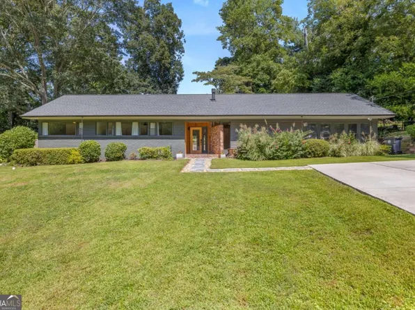 560 Park Street Pl, Gainesville, GA 30501