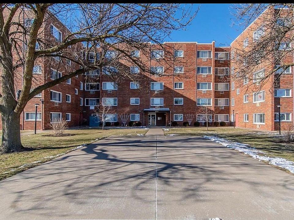 1st image of 222 N Madison St #516