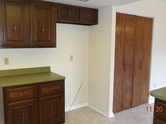 4th image of 6414 Freeport Dr