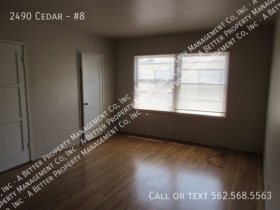 1st image of 2490 Cedar Ave APT 8