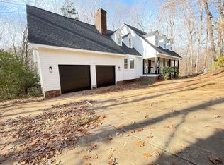 1043 Shadywood Ln, Raleigh, NC 27603