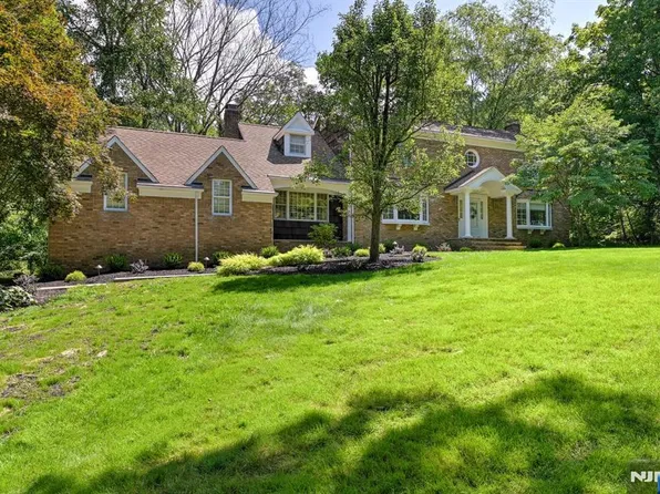 30 Cherry Tree Lane, Kinnelon Borough, NJ 07405