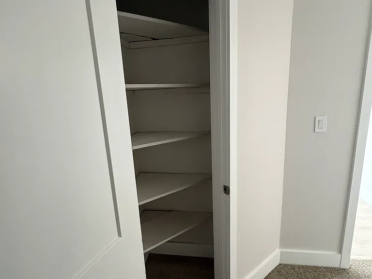 136 Albany Blvd #17E — Photo 12