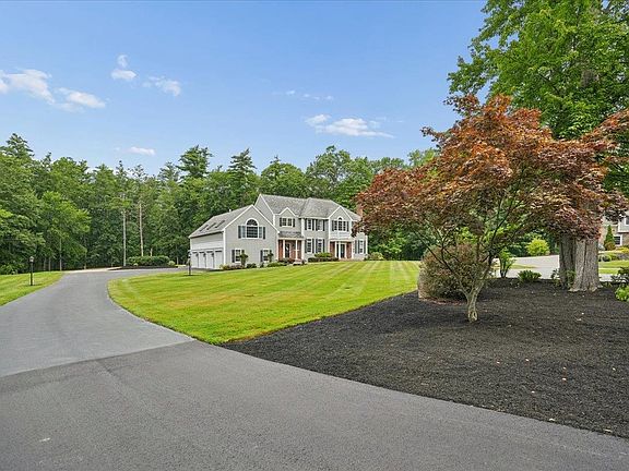 4th image of 19 Ballard Lane