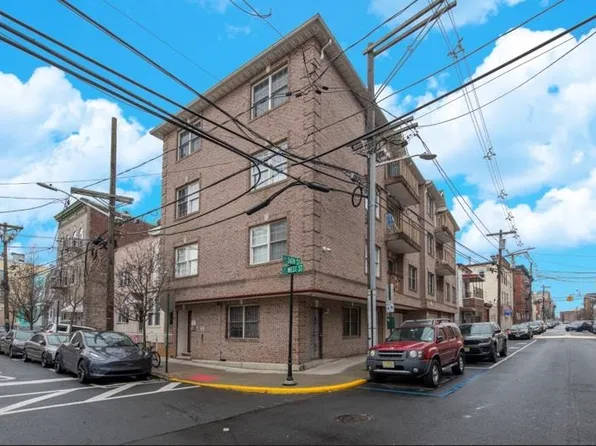 2519 West St APT 8, Union City, NJ 07087