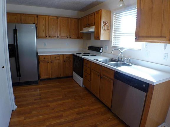 4th image of 7689 Howell Park Dr