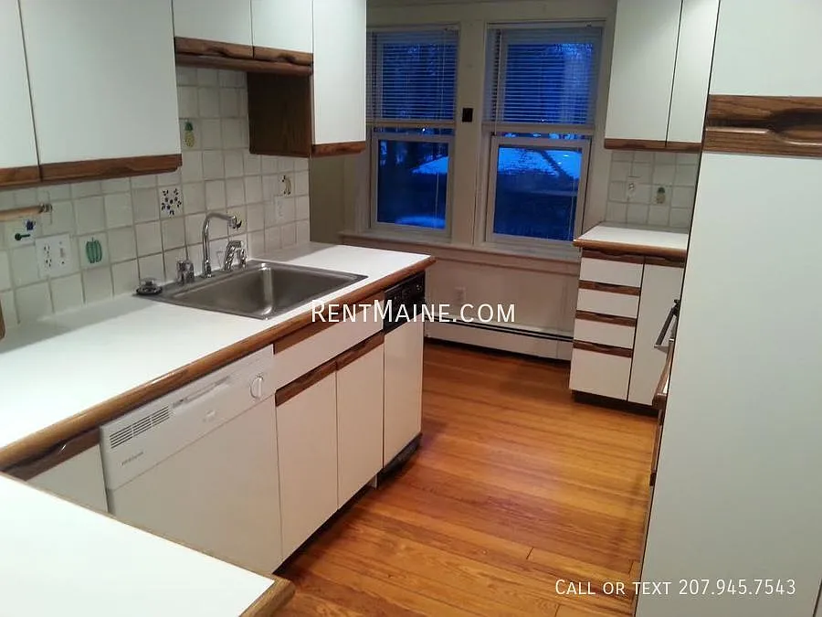 441 Union St #8