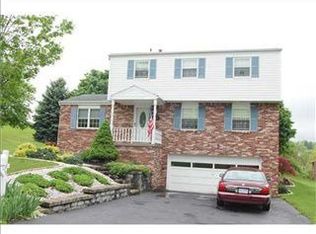 109 Edinboro Dr, Greensburg, PA