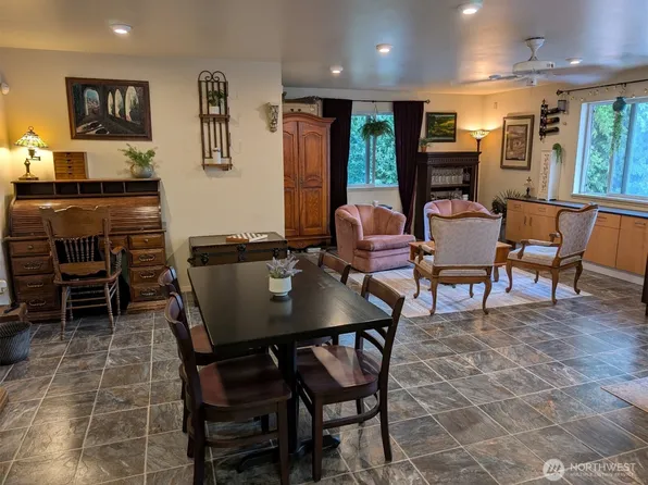 224 S 166th Street, Burien, WA 98148