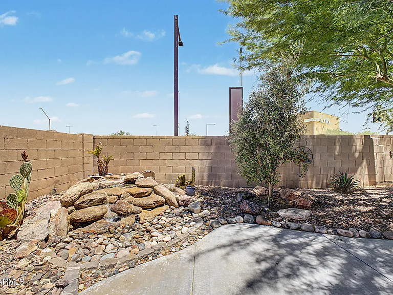 12899 S 175th Ave — Photo 37