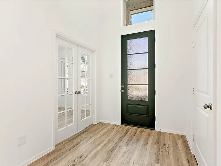 7594 Angels Landing Ln — Photo 4