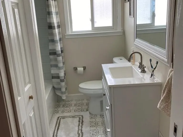 722 Symes Ave — Photo 12
