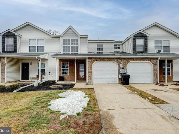 421 S Antlers Pl, Bear, DE 19701