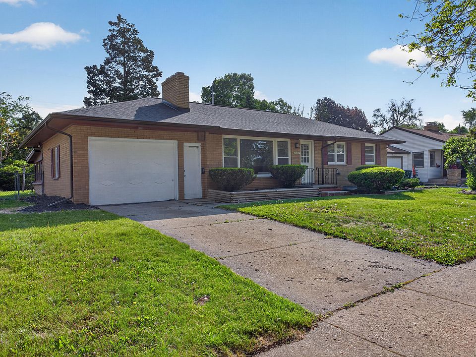 1st image of 2136 Bruce Ave