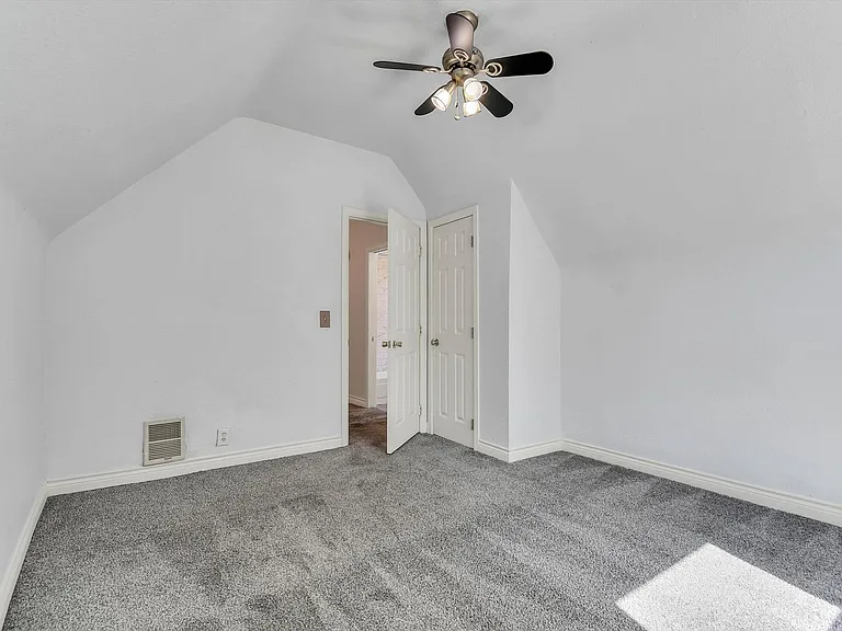 3418 N Humboldt St — Photo 16