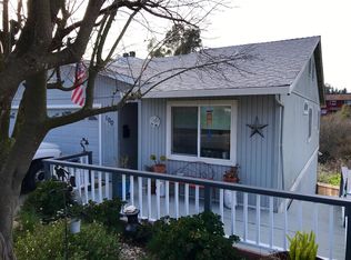 100 Crescent Dr, Watsonville, CA 95076