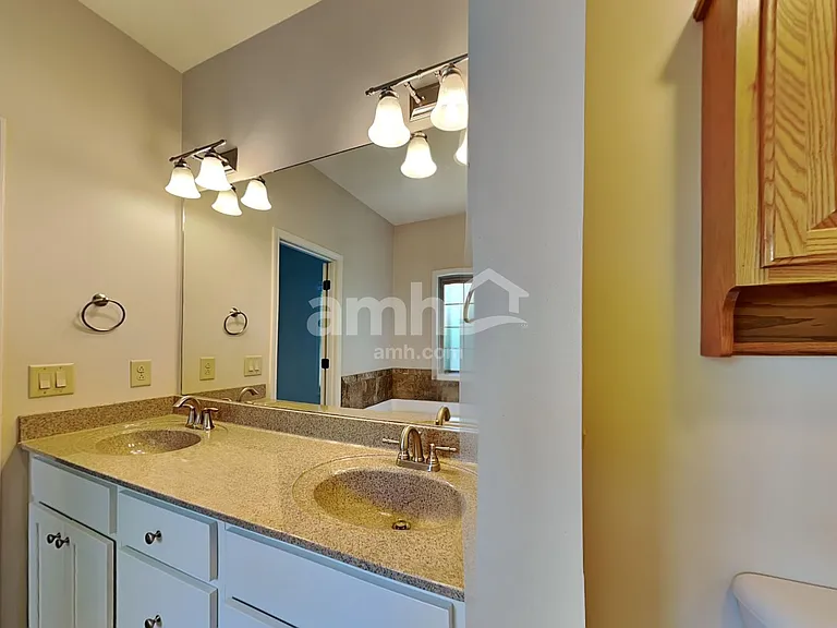 103 S High Ridge Dr — Photo 12