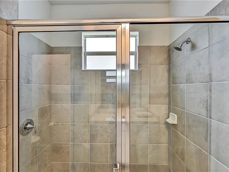 20545 Hazelnut Ct S — Photo 24
