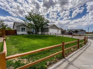 3170 Snowberry St, Silver Springs, NV 89429